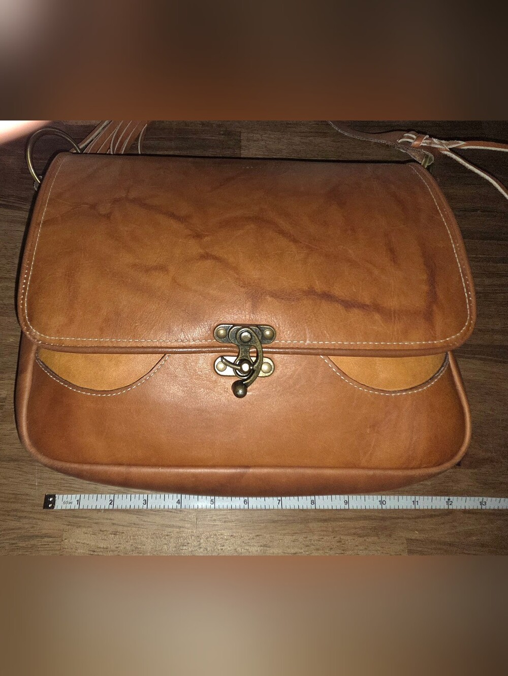 Artisan Leather Crossbody Messenger Bag By Round Oak Legendary Leather